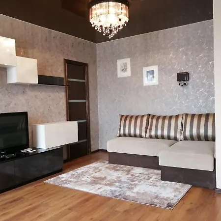 Квартира-Студия На Жилуновича Apartment